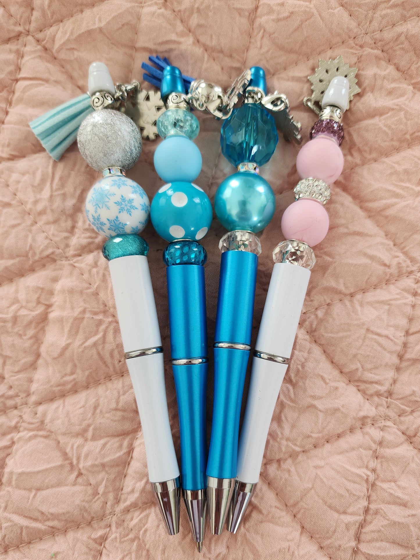 Winter pen set
